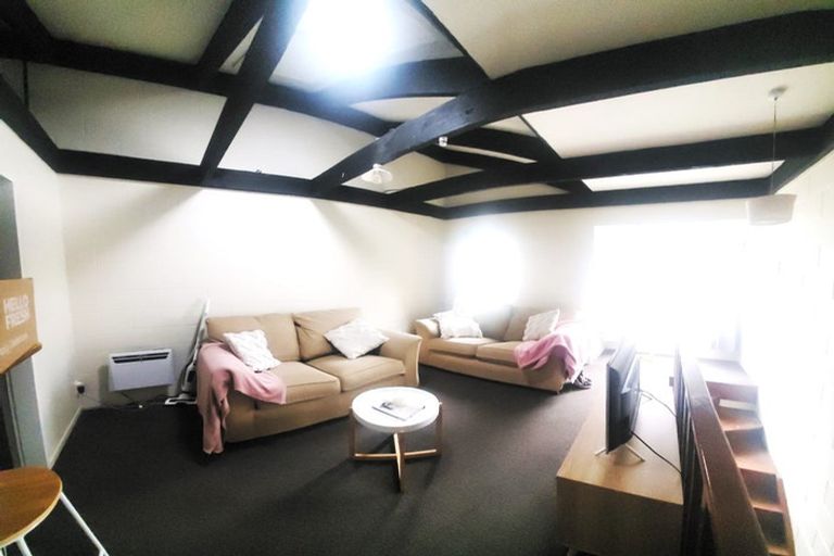 Photo of property in 129 Constable Street, Newtown, Wellington, 6021