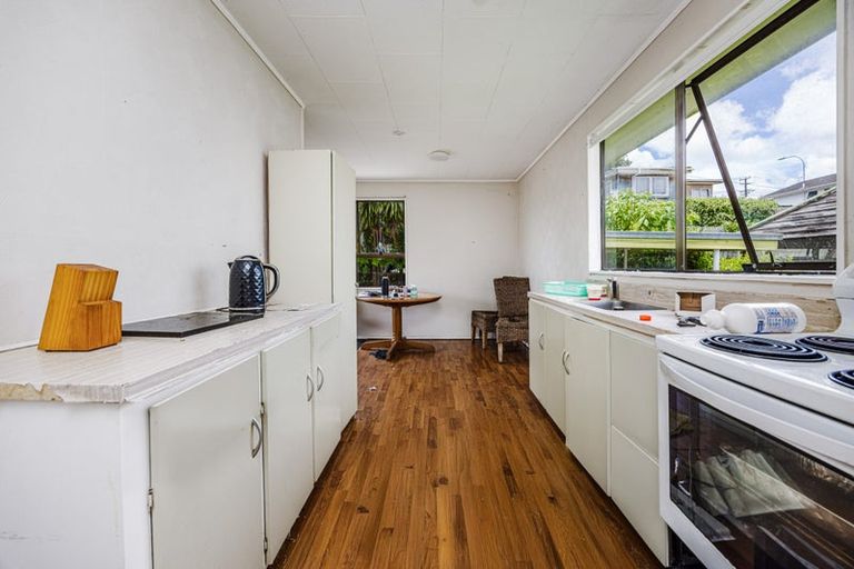 Photo of property in 156 Rathgar Road, Henderson, Auckland, 0610