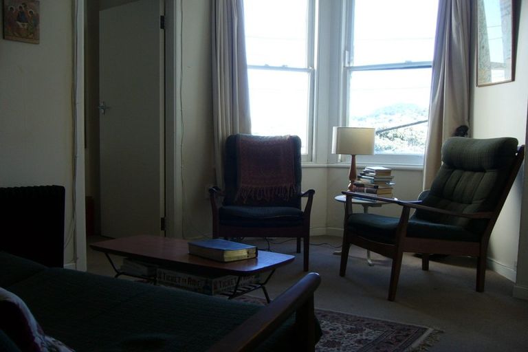 Photo of property in 26 Macdonald Crescent, Te Aro, Wellington, 6011