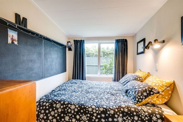 Photo of property in 34 Meeanee Road, Taradale, Napier, 4112