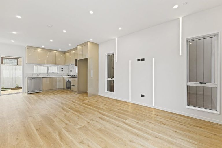 Photo of property in 3/9 Fairview Road, Papatoetoe, Auckland, 2025