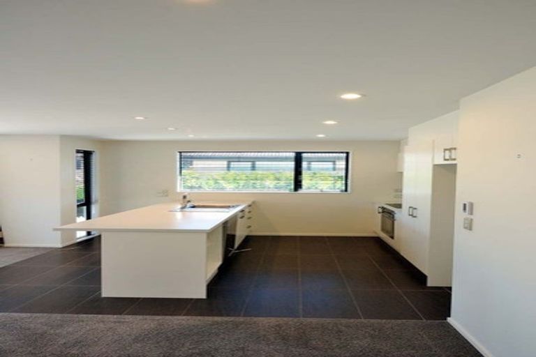 Photo of property in 14 Blaenavon Lane, Halswell, Christchurch, 8025