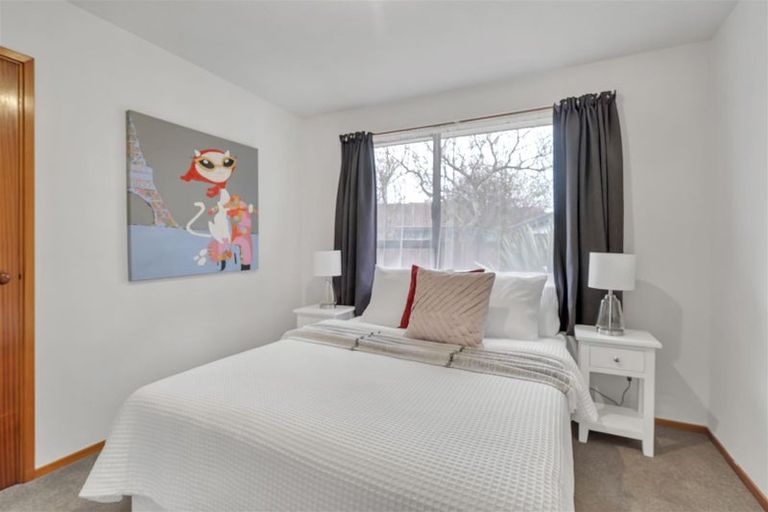 Photo of property in 23 Arcon Drive, Broomfield, Christchurch, 8042