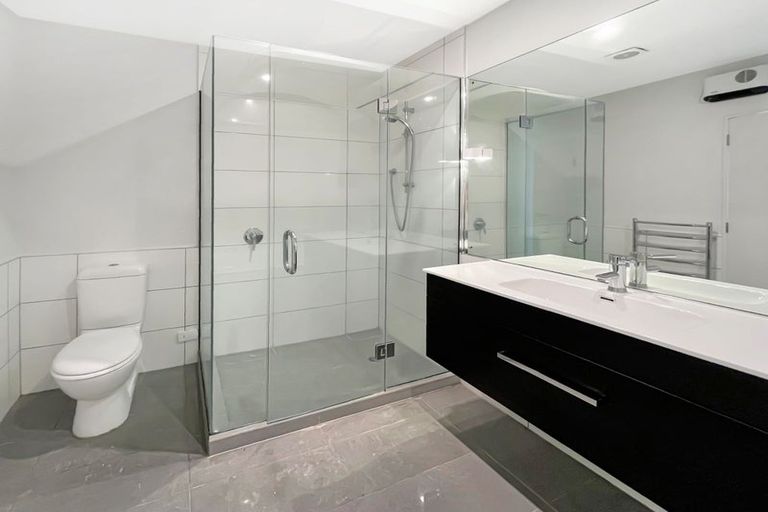 Photo of property in 2/533 Madras Street, St Albans, Christchurch, 8014