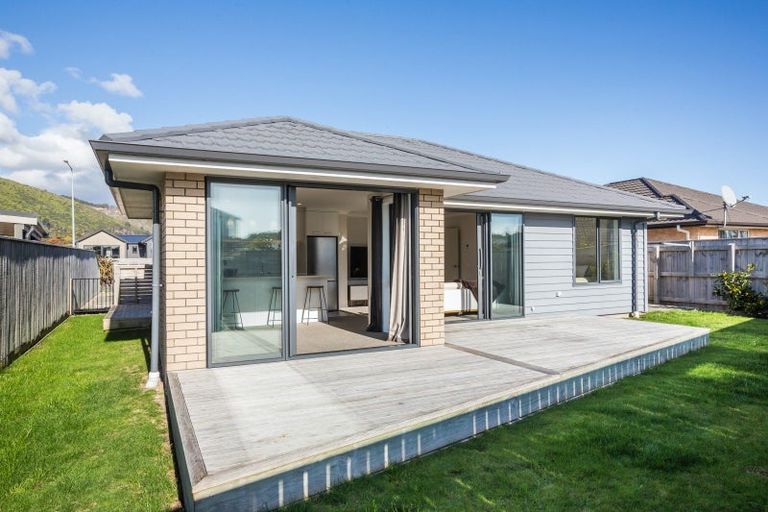 Photo of property in 5 Pohe Street, Waikanae, 5036