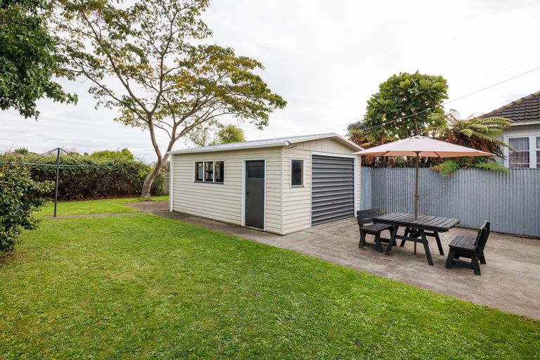 Photo of property in 182 Vogel Street, Roslyn, Palmerston North, 4414