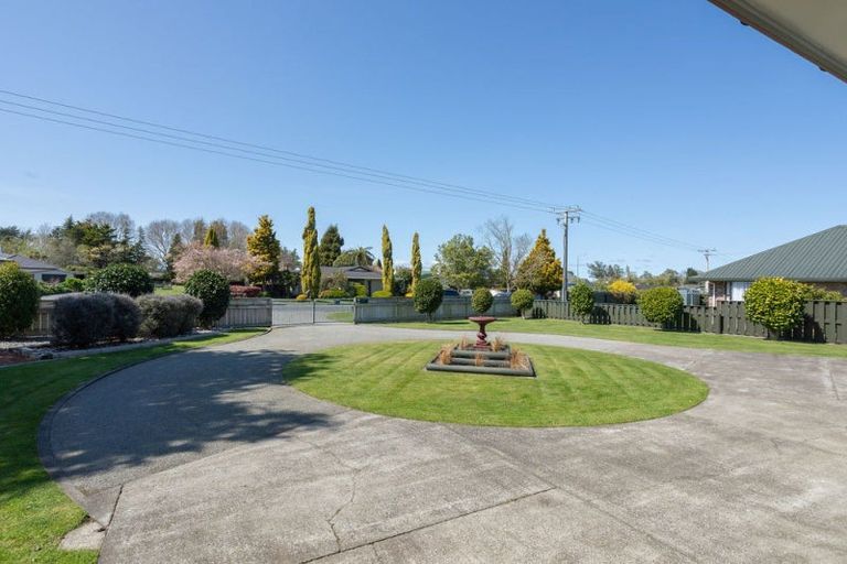 Photo of property in 27 Ruahine Street, Dannevirke, 4930
