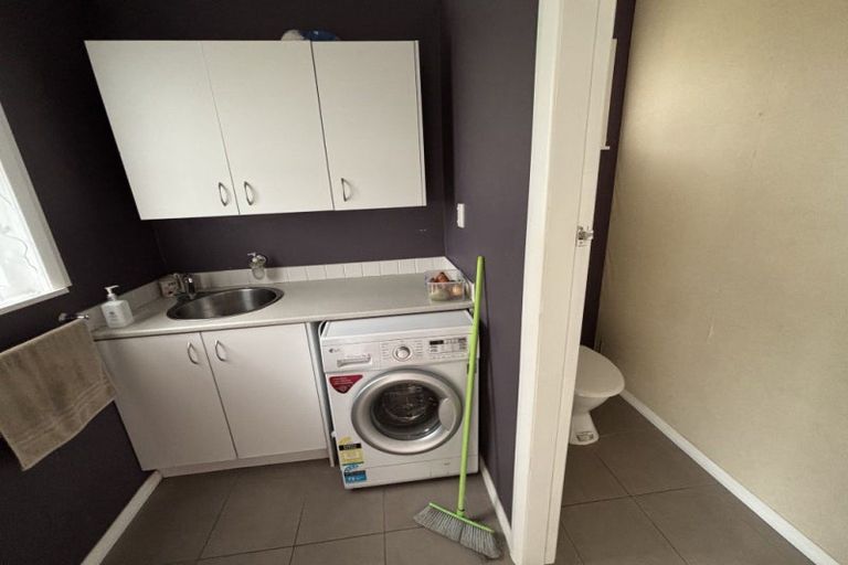 Photo of property in 8 Stephens Crescent, Highbury, Palmerston North, 4412