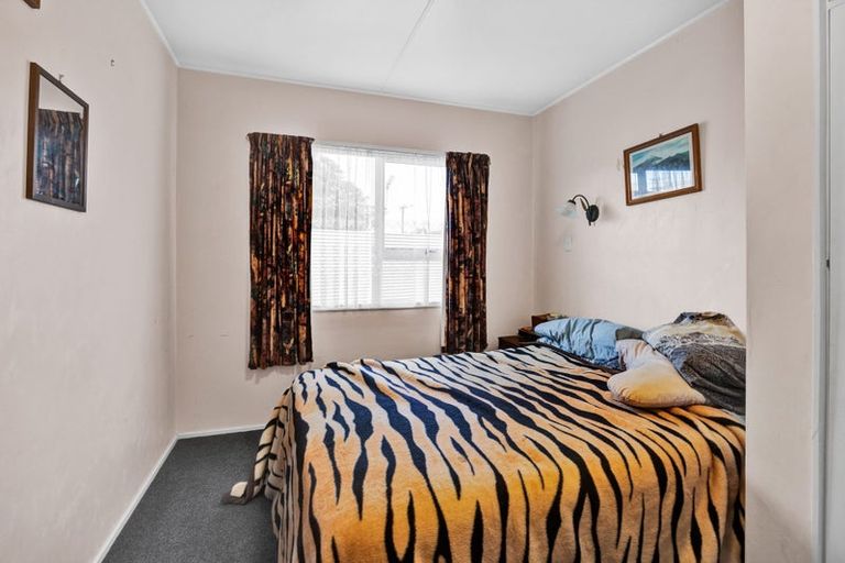 Photo of property in 55 Reid Avenue, Hawera, 4610