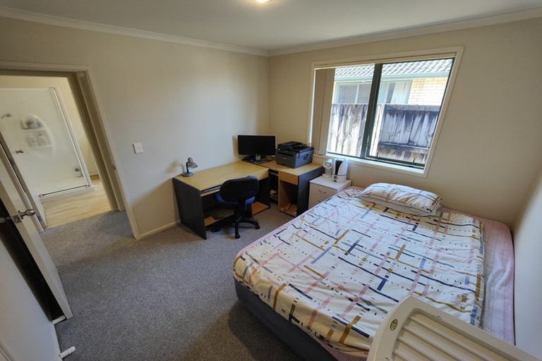 Photo of property in 16 Earlswood Avenue, Hamilton East, Hamilton, 3216