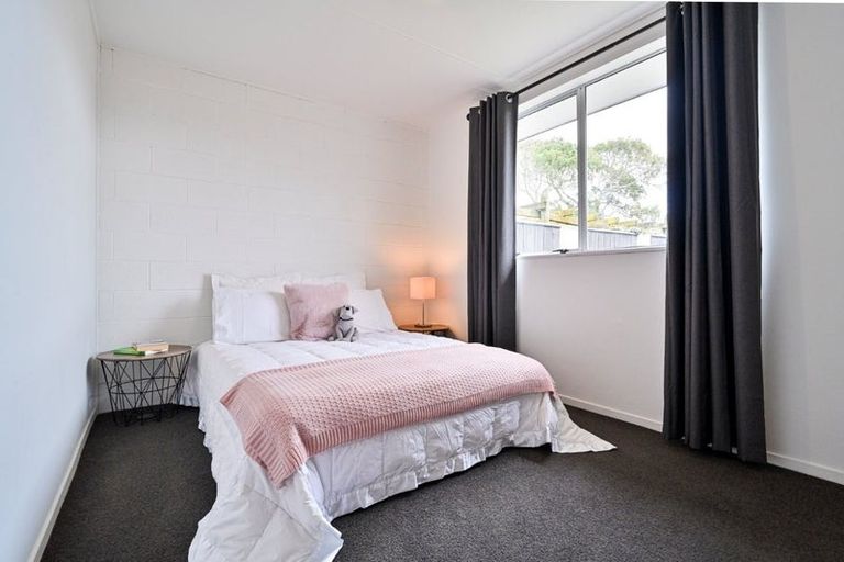 Photo of property in 8b Walton Way, Flaxmere, Hastings, 4120