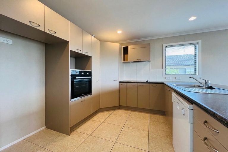 Photo of property in 30 Toomer Place, Beachlands, Auckland, 2018