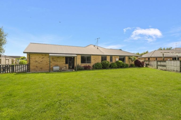 Photo of property in 19 Holford Place, Huntington, Hamilton, 3210