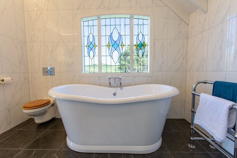 Photo of property in 66 Hamilton Road, Dannevirke, 4976