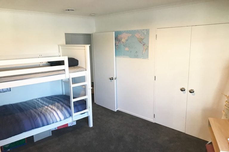 Photo of property in 16 Sarah Place, Papamoa Beach, Papamoa, 3118