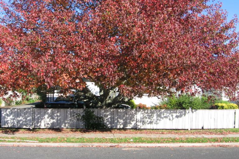 Photo of property in 2/68 Cambridge Terrace, Papatoetoe, Auckland, 2025