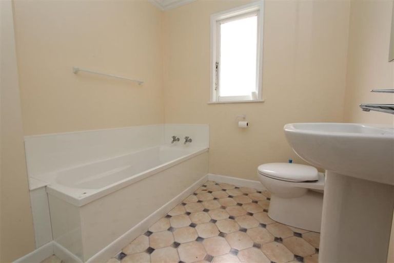 Photo of property in 110 Macfarlane Street, Hamilton East, Hamilton, 3216