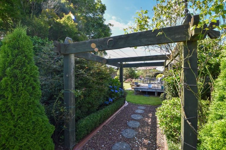 Photo of property in 60 Charles Street, Carterton, 5713