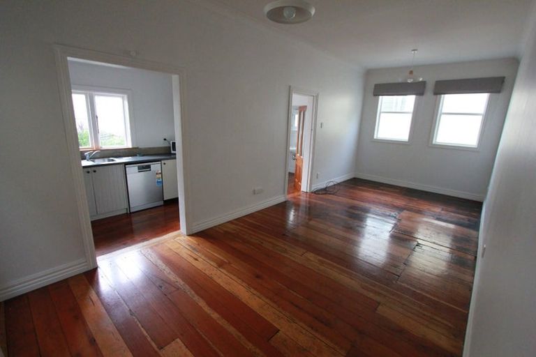 Photo of property in 8 Goring Street, Thorndon, Wellington, 6011