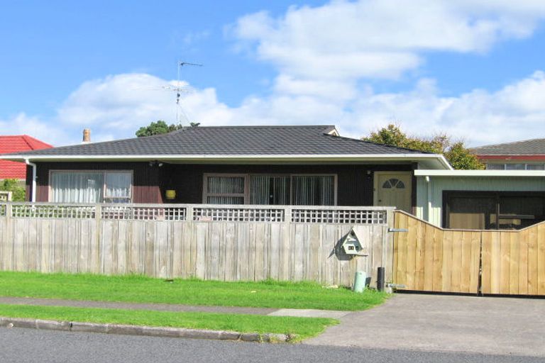 Photo of property in 2/41 Hattaway Avenue, Bucklands Beach, Auckland, 2012