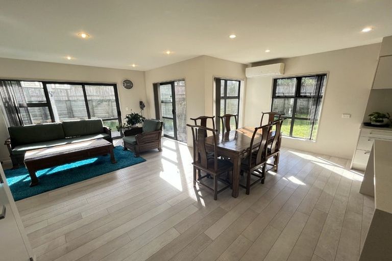 Photo of property in 31 Edgewater Drive, Karaka, Papakura, 2113