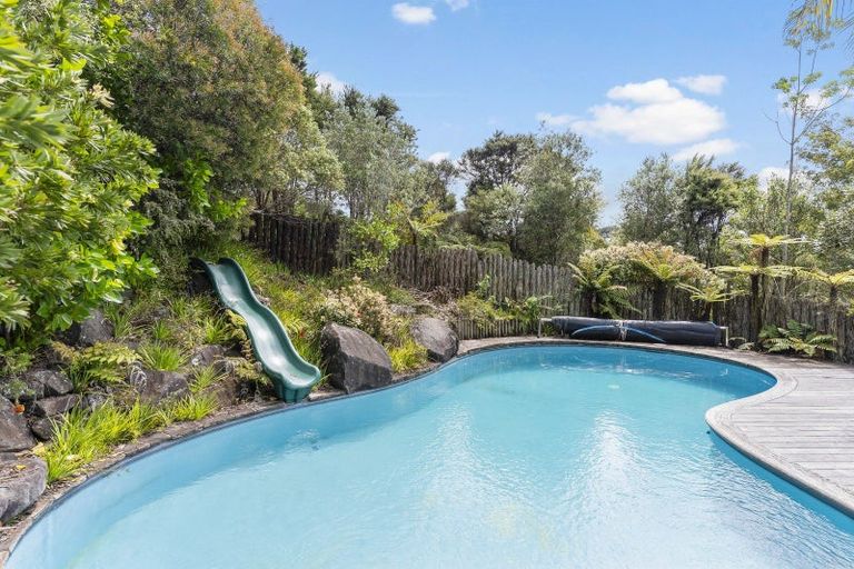 Photo of property in 361i Paremoremo Road, Paremoremo, Auckland, 0632