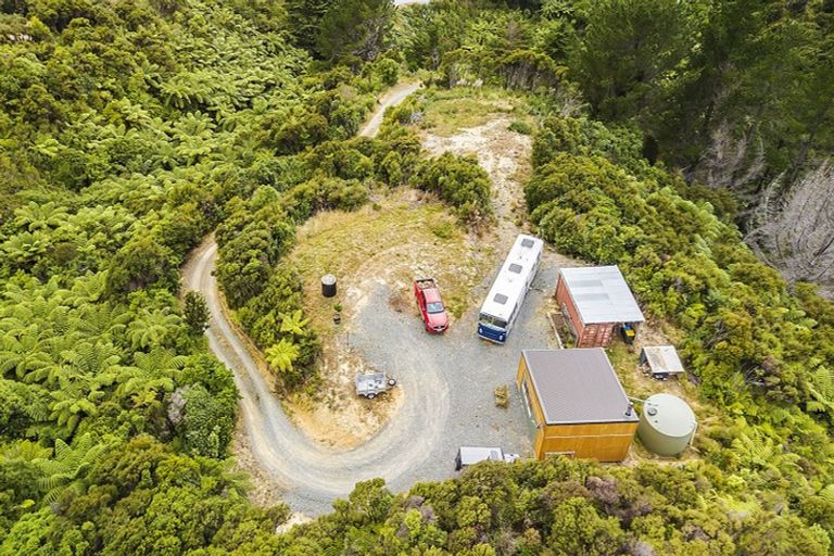 Photo of property in 522 Paremata Haywards Road, Judgeford, Porirua, 5381