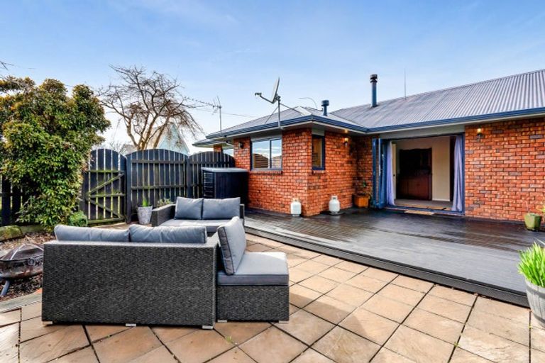Photo of property in 12 Hunter Street, Normanby, Hawera, 4614