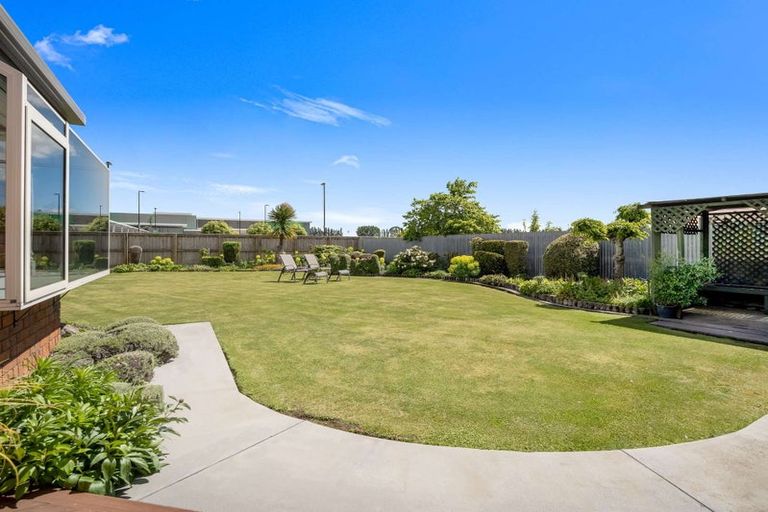 Photo of property in 761 Main North Road, Belfast, Christchurch, 8051