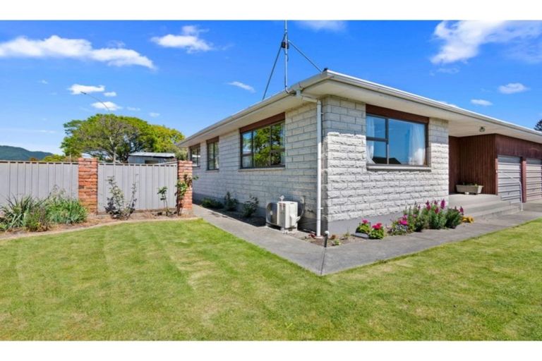 Photo of property in 1/1 Byron Place, Stoke, Nelson, 7011