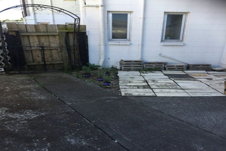 Photo of property in 4/8 Lane Street, Woolston, Christchurch, 8023