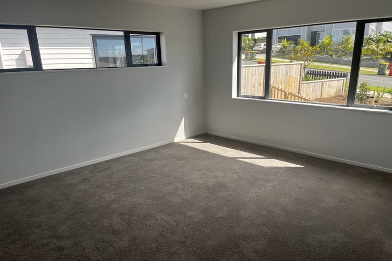 Photo of property in 3 Grover Street, Orewa, 0931