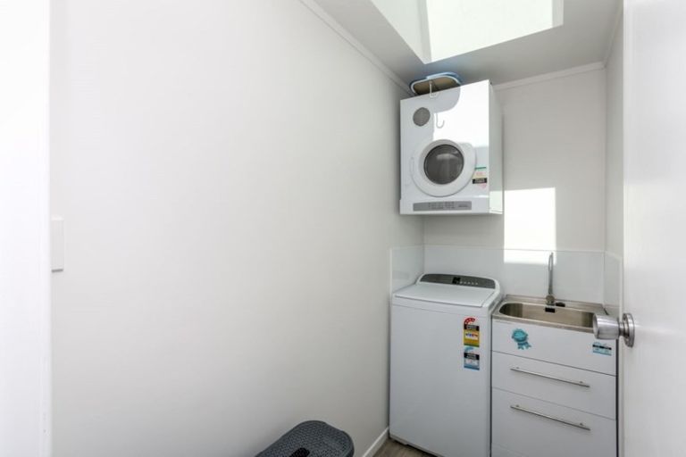 Photo of property in 24 Tukapa Street, Westown, New Plymouth, 4310