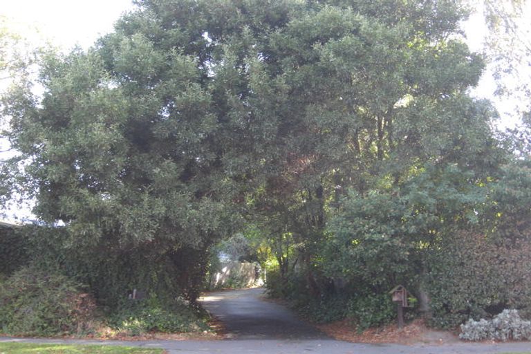 Photo of property in 103b Waimairi Road, Ilam, Christchurch, 8041