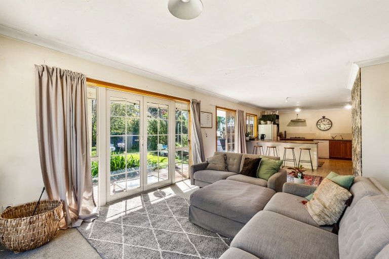 Photo of property in 215 Riverbend Road, Meeanee, Napier, 4110