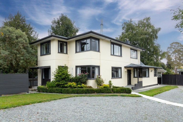 Photo of property in 128 Talbot Street, Geraldine, 7930