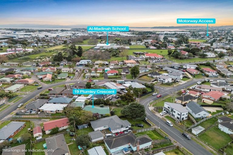 Photo of property in 19 Plumley Crescent, Mangere, Auckland, 2022