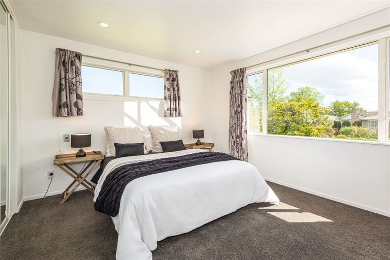 Photo of property in 56 Greendale Avenue, Avonhead, Christchurch, 8042