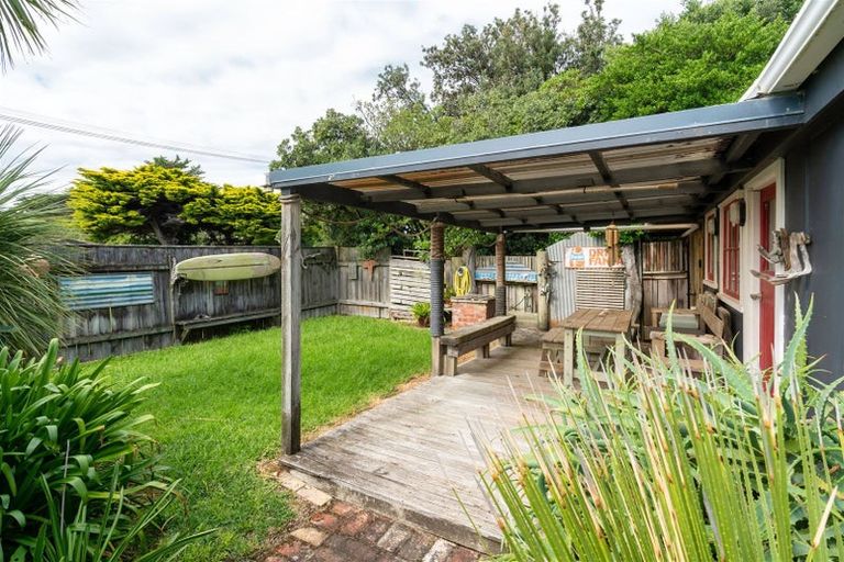 Photo of property in 71 Rua Avenue, Waitarere Beach, Levin, 5510