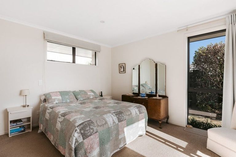 Photo of property in 11 Vista Close, Omokoroa, 3114