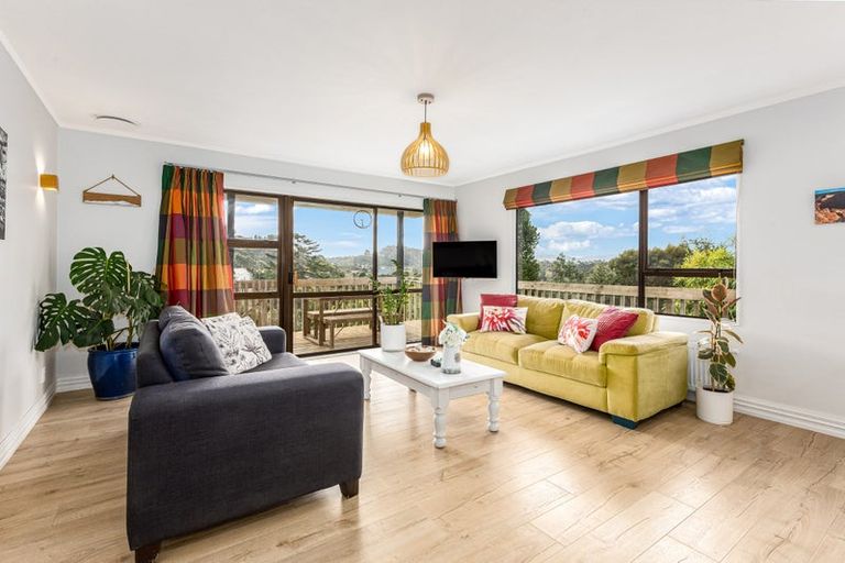 Photo of property in 34 Exploration Way, Whitby, Porirua, 5024