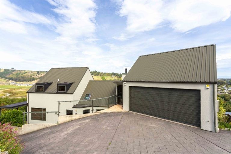 Photo of property in 24 Lucknow Place, Cashmere, Christchurch, 8022