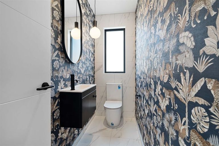 Photo of property in 4 Frank Ernest Crescent, Prebbleton, 7604