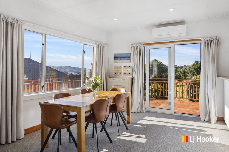 Photo of property in 17 Roebuck Rise, Broad Bay, Dunedin, 9014