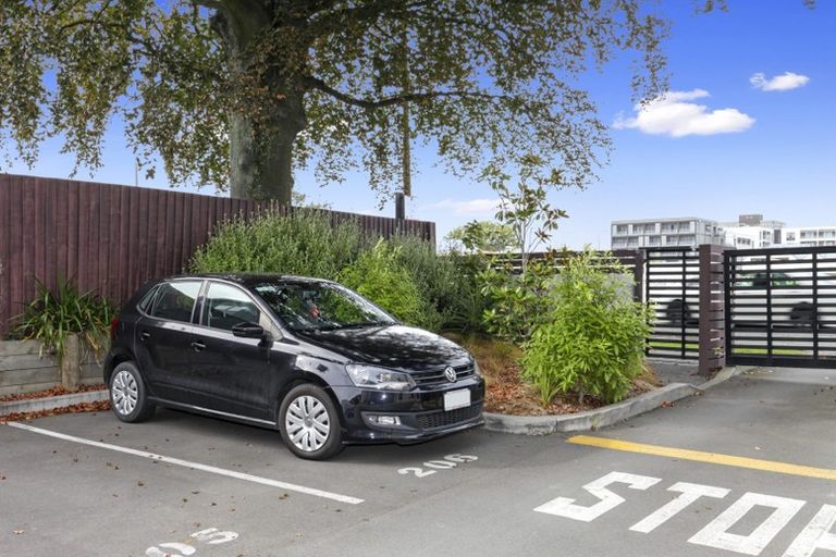 Photo of property in Leicester Executive Apartments, 206/282 Madras Street, Christchurch Central, Christchurch, 8011