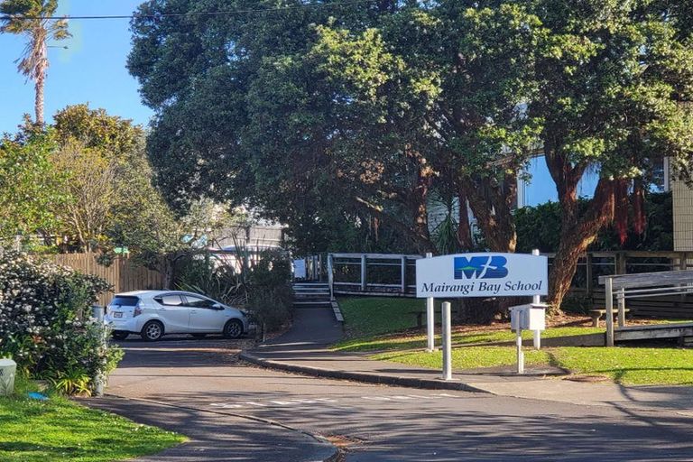 Photo of property in 8b Agathis Avenue, Mairangi Bay, Auckland, 0630