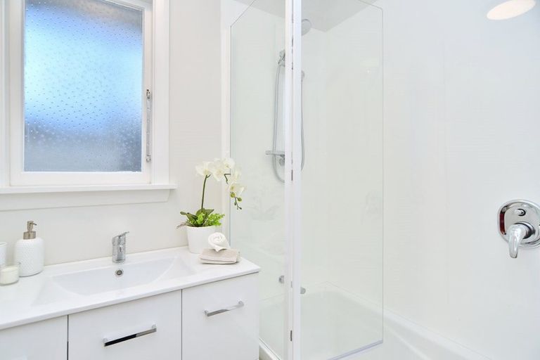 Photo of property in 1/135 Champion Street, Edgeware, Christchurch, 8013