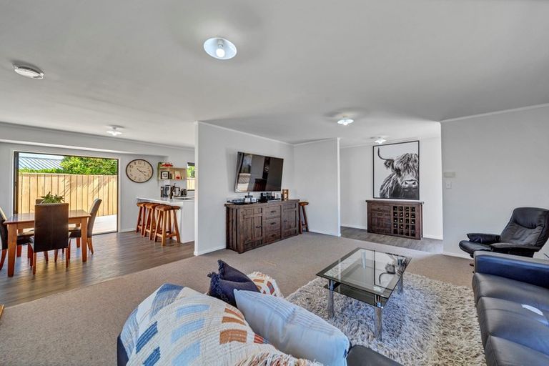 Photo of property in 37 Tawa Street, Hawera, 4610