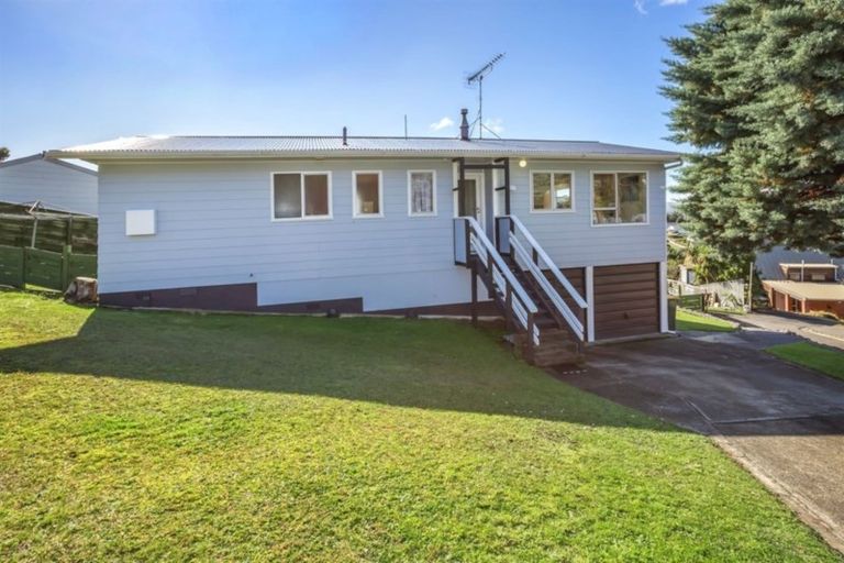 Photo of property in 25 Thimble Lane, Whitby, Porirua, 5024