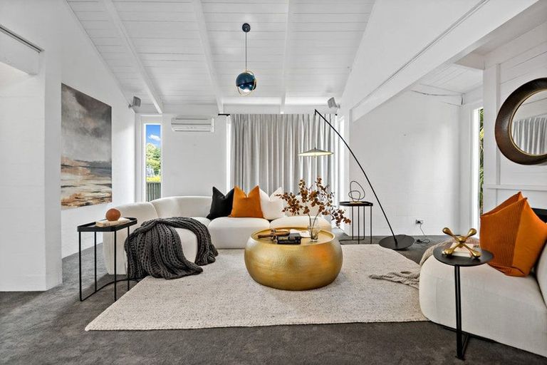 Photo of property in 26 Braemar Road, Castor Bay, Auckland, 0620